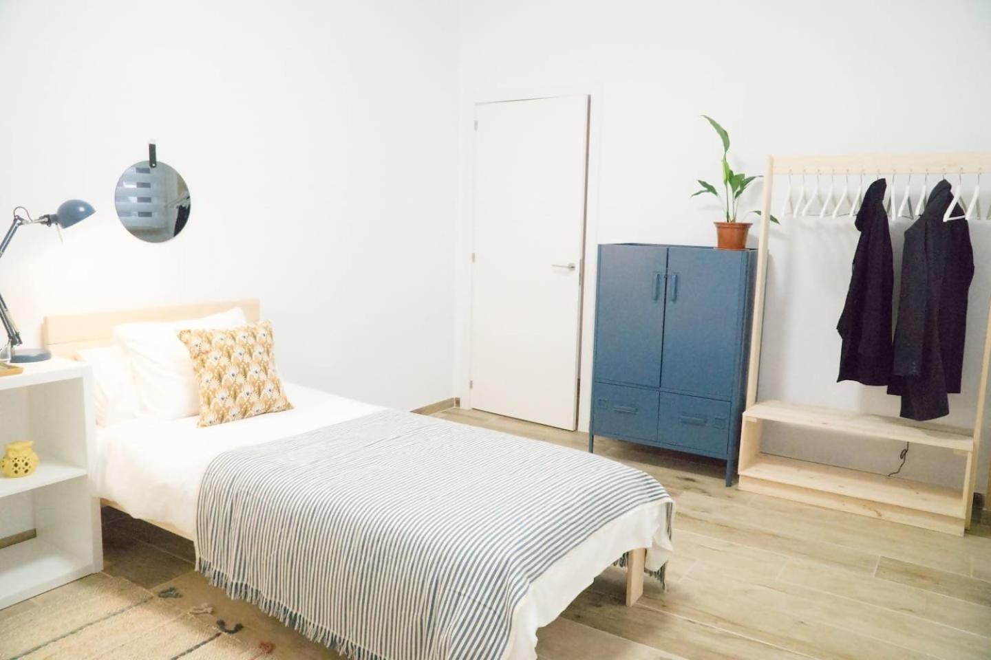 Trauko Flat Parking 12 Euros X Day Ebi01313 Lägenhet Bilbao Exteriör bild